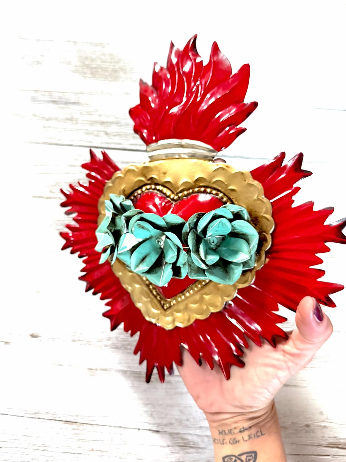 Hand-cut Boho Sacred Heart, Hojalata Milagro Decor, Mexican Folk Art, Rayos Tres Rosas 9”x 10”