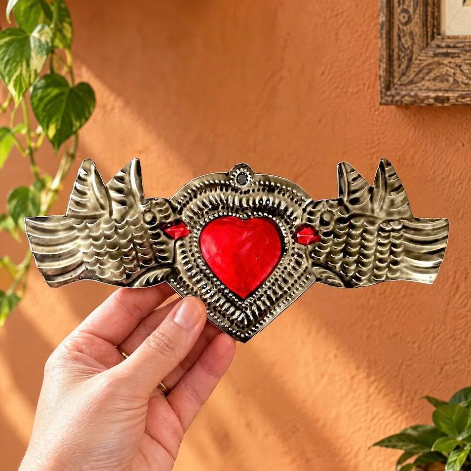 Mexican Tin Sacred Heart, Hand Painted Milagro Wall Decor, Handmade Folk Art Gift, Medium Lata 7.5"(long)