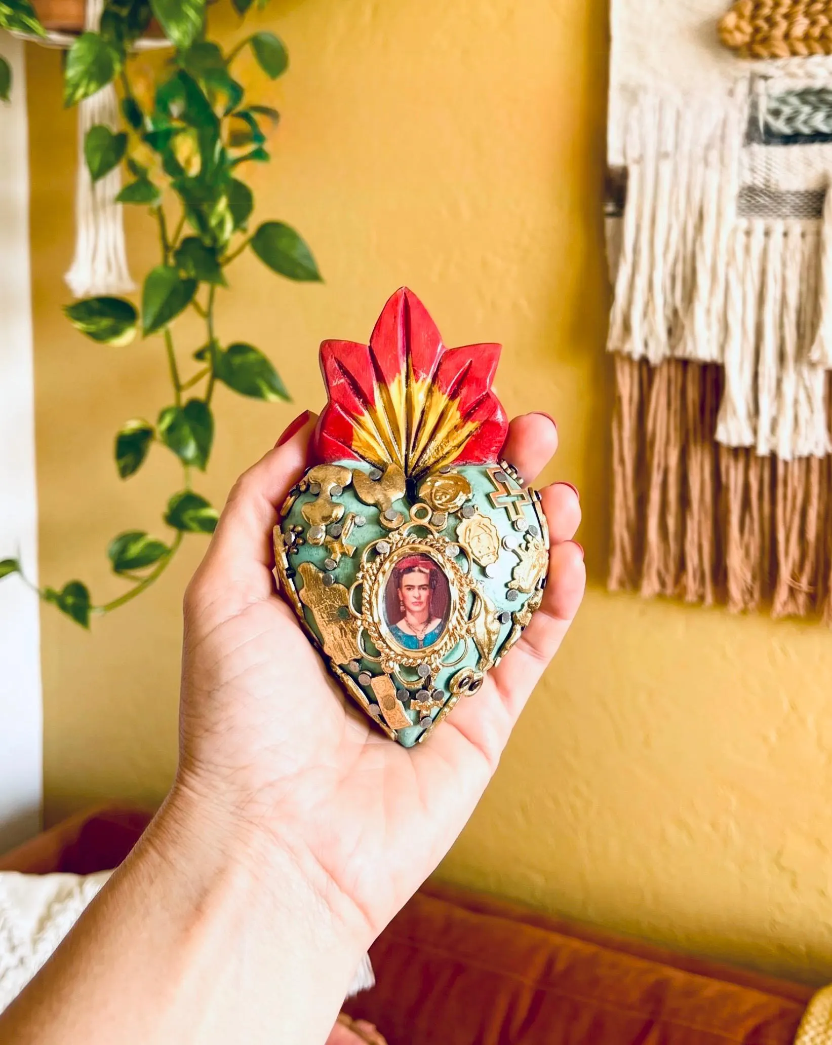 Frida Kahlo Wood Sacred Heart Gold Milagritos Small